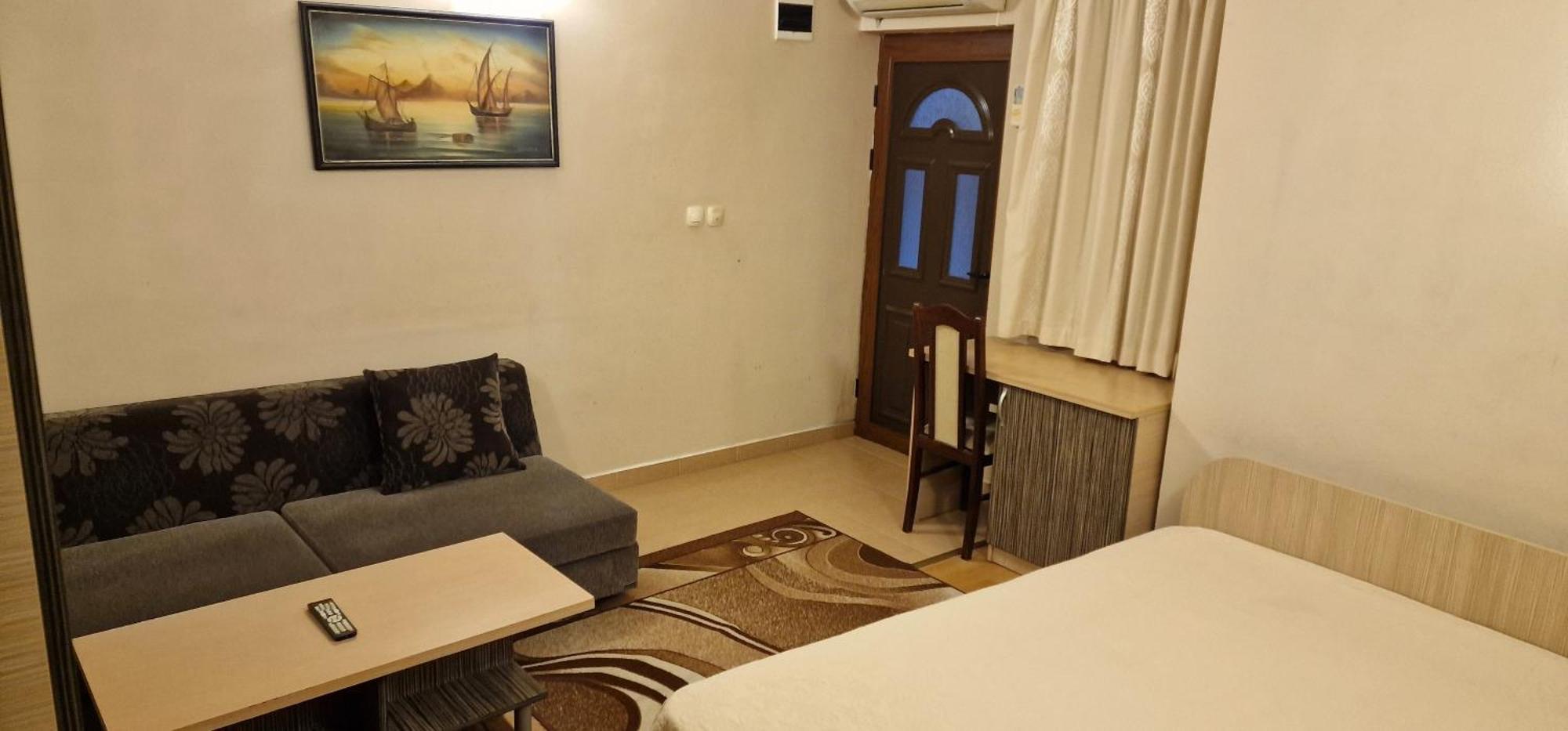 Hotel Fantasy Lyubimets Εξωτερικό φωτογραφία