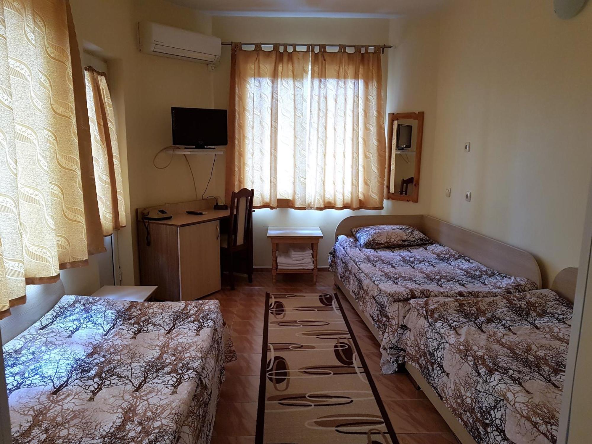 Hotel Fantasy Lyubimets Εξωτερικό φωτογραφία