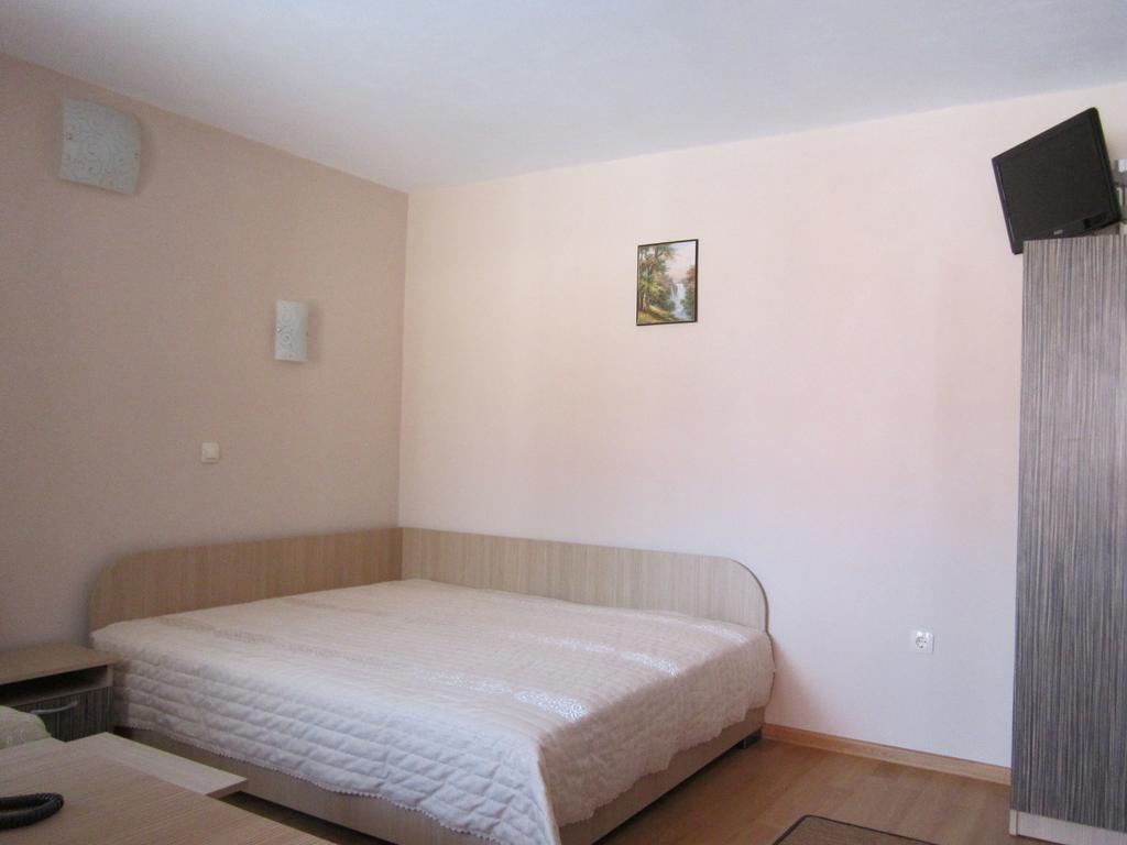 Hotel Fantasy Lyubimets Εξωτερικό φωτογραφία